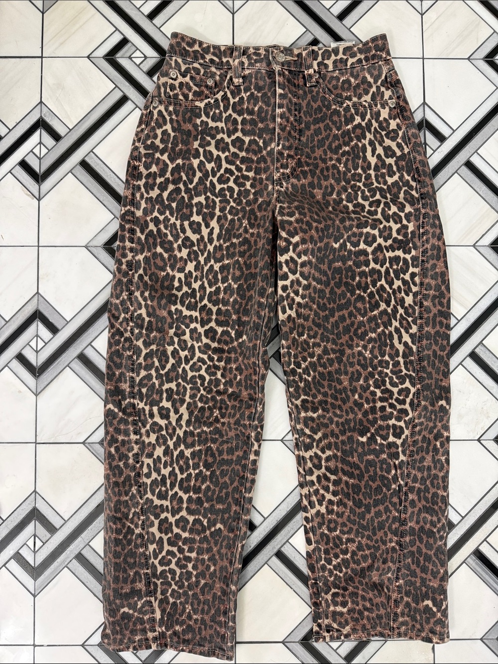 DAZE WESTWARD HIGH RISE BARREL LEG IN COOL CAT SZ 26